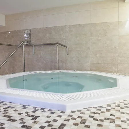 Hotel apartamentowy Belianky 3*